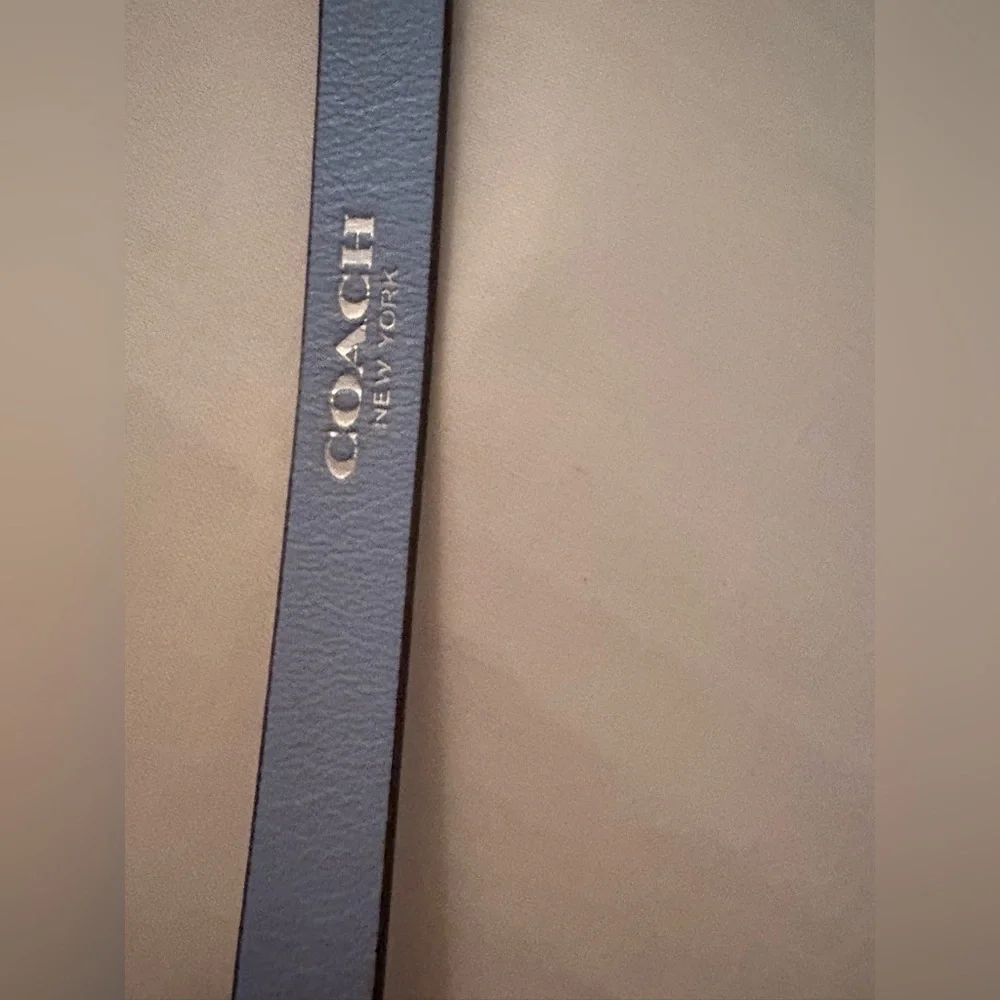 Coach double wrap leather bracelet - Picture 3 of 3